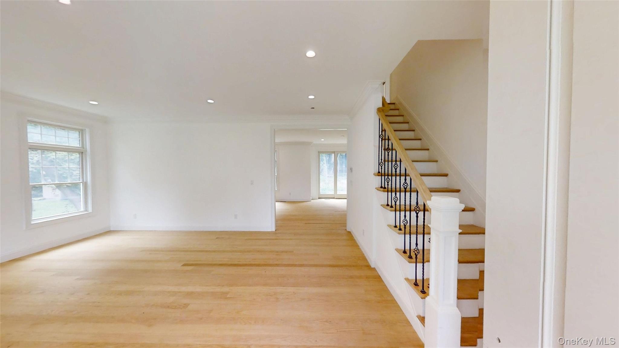 #3 photo, 10 Winfield Drive, Sound Beach , NY 11789