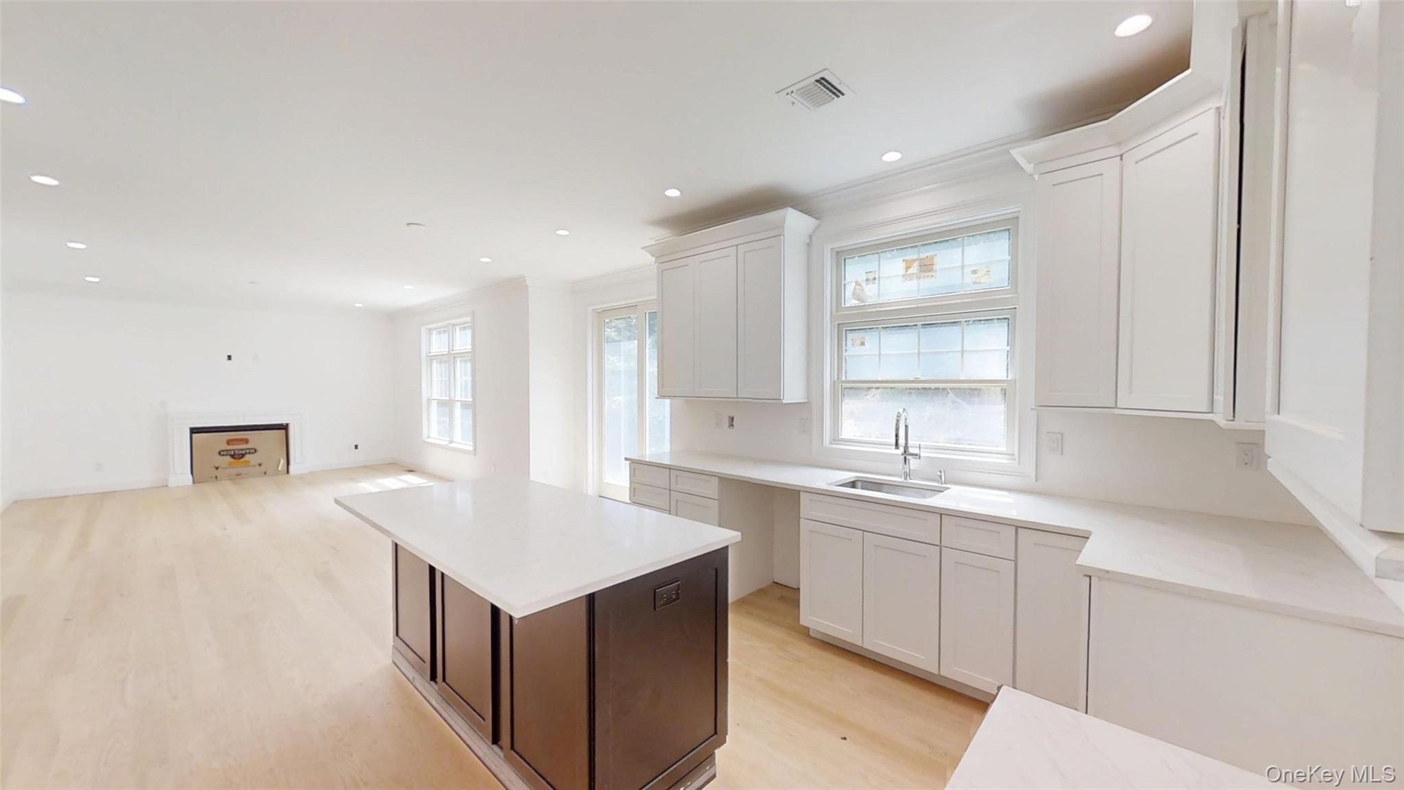 #4 photo, 10 Winfield Drive, Sound Beach , NY 11789