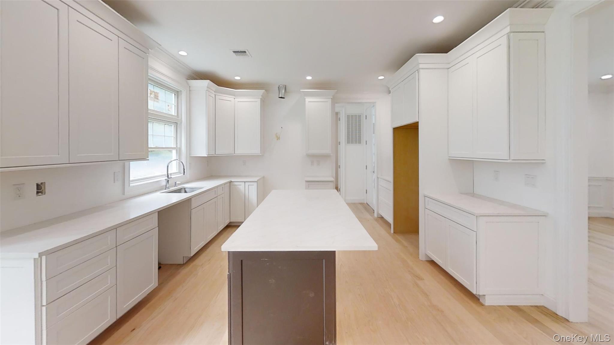 #5 photo, 10 Winfield Drive, Sound Beach , NY 11789