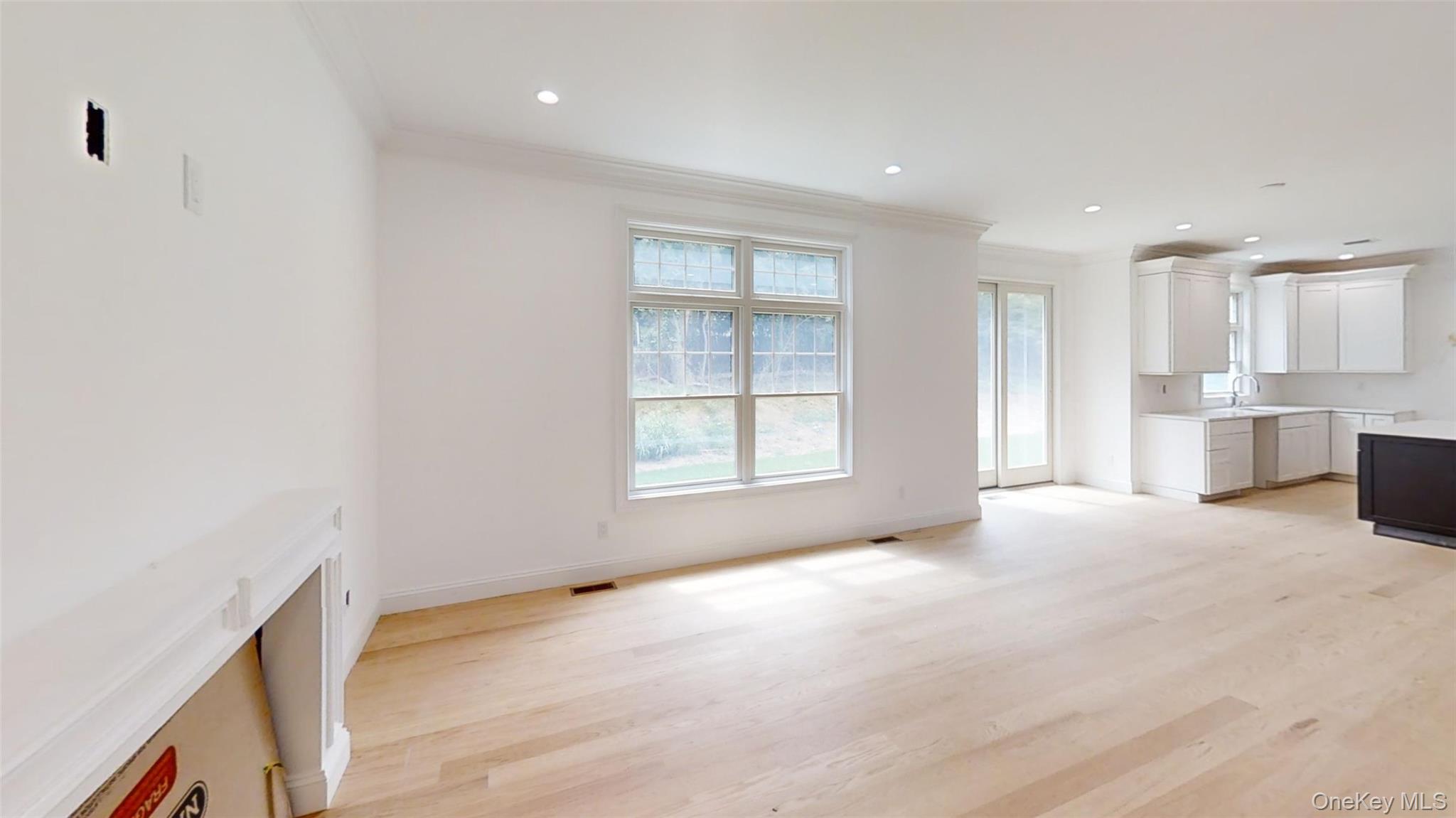 #6 photo, 10 Winfield Drive, Sound Beach , NY 11789