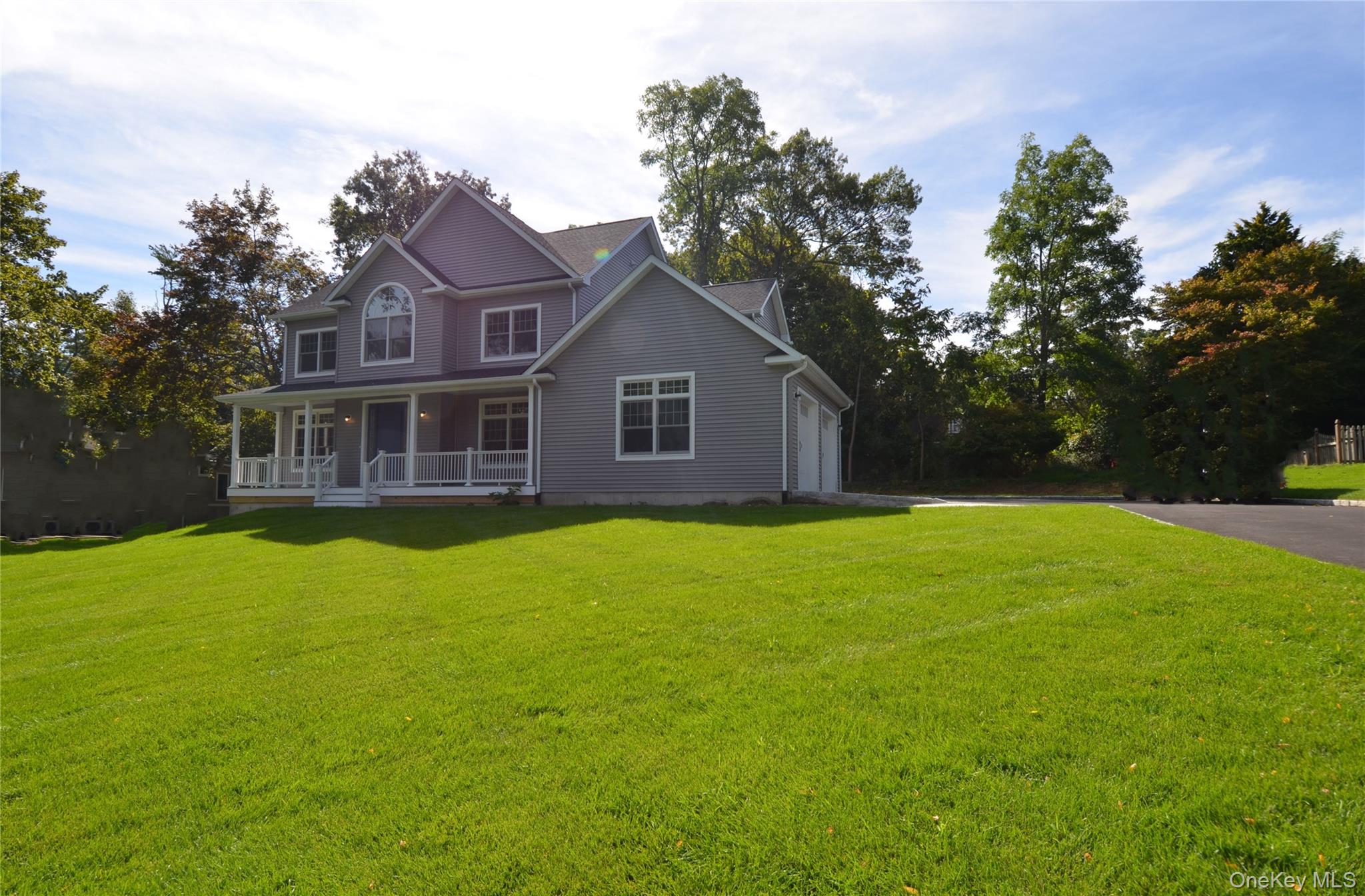 #8 photo, 10 Winfield Drive, Sound Beach , NY 11789