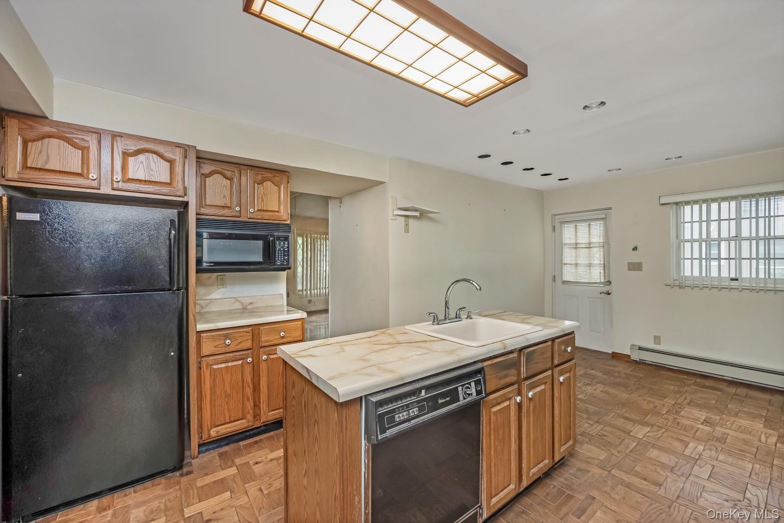 #10 photo, 34 Midland Road, Roslyn Heights , NY 11577