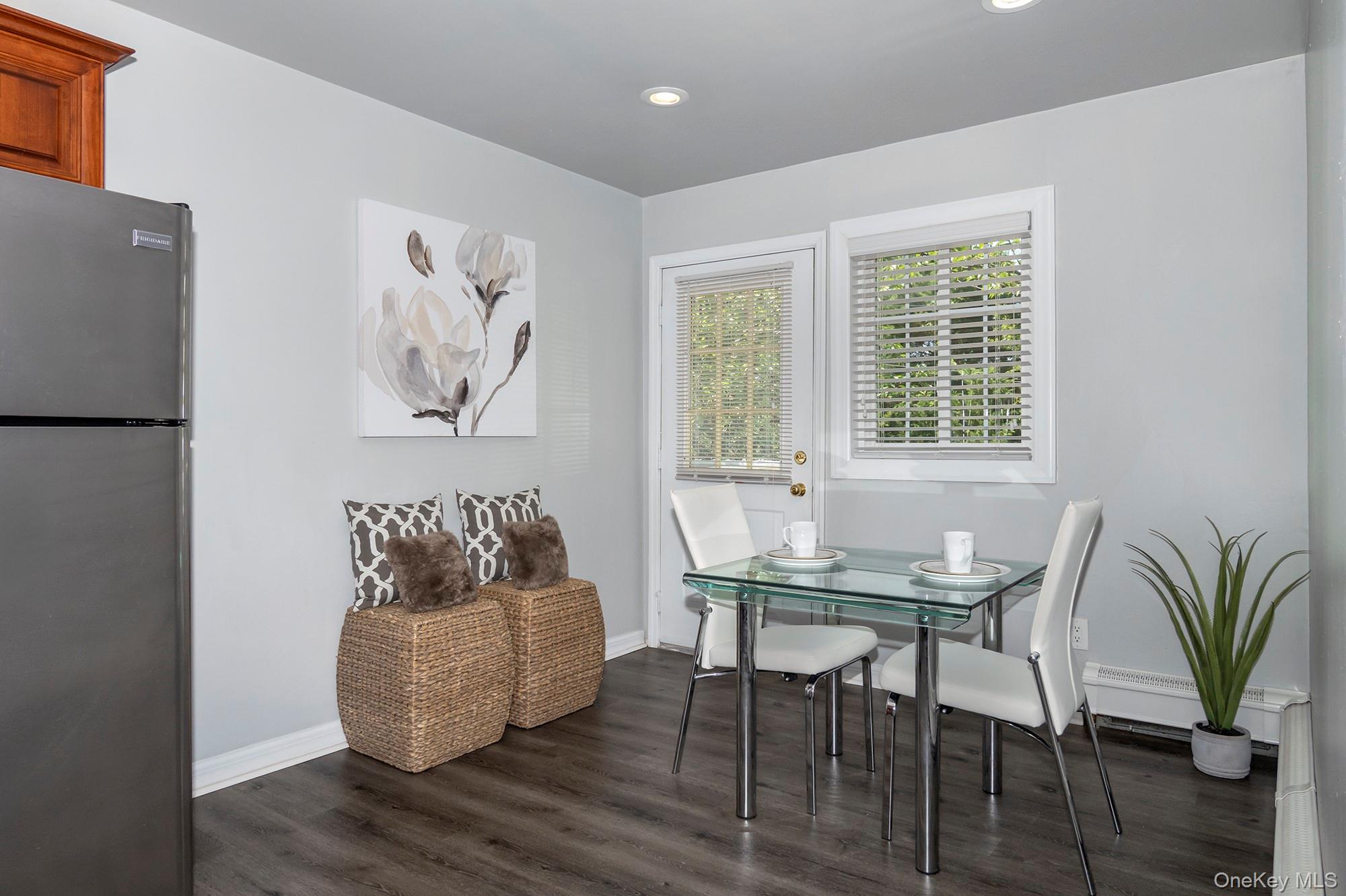 #4 photo, 70 Middleton Road, サフォーク郡 Bohemia , NY 11716