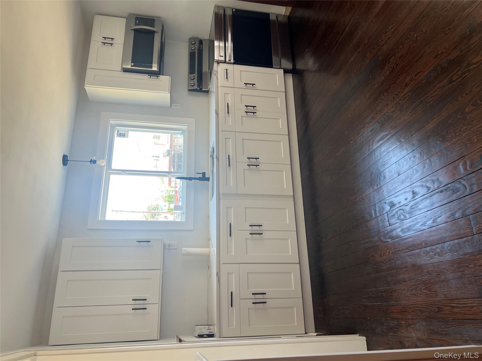 #3 photo, 749 E Main Street, Kings Park , NY 11754