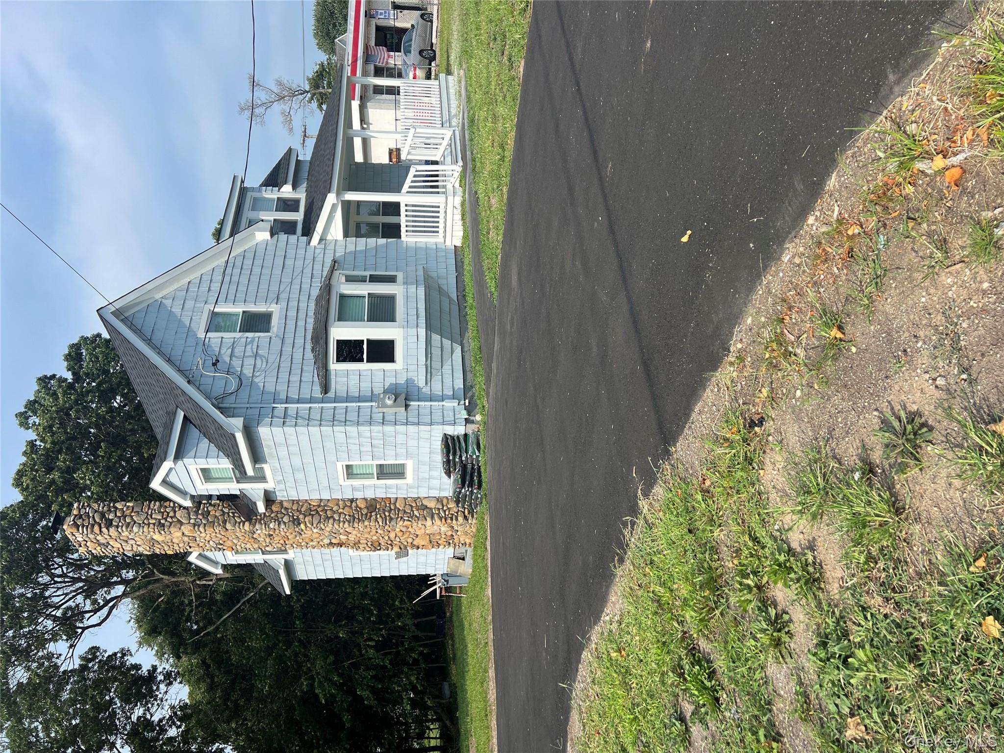 #6 photo, 749 E Main Street, Kings Park , NY 11754