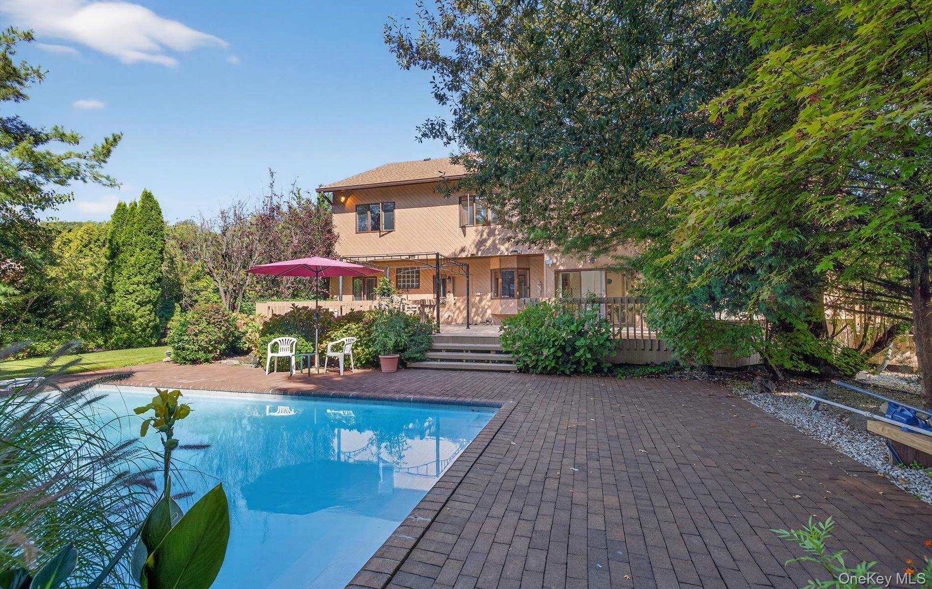 #10 photo, 1 Ellen Court, Glen Cove , NY 11542