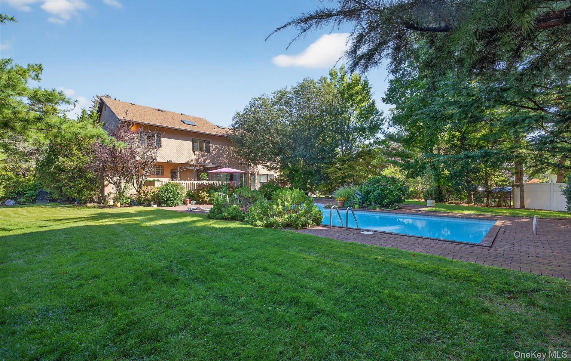 #9 photo, 1 Ellen Court, Glen Cove , NY 11542