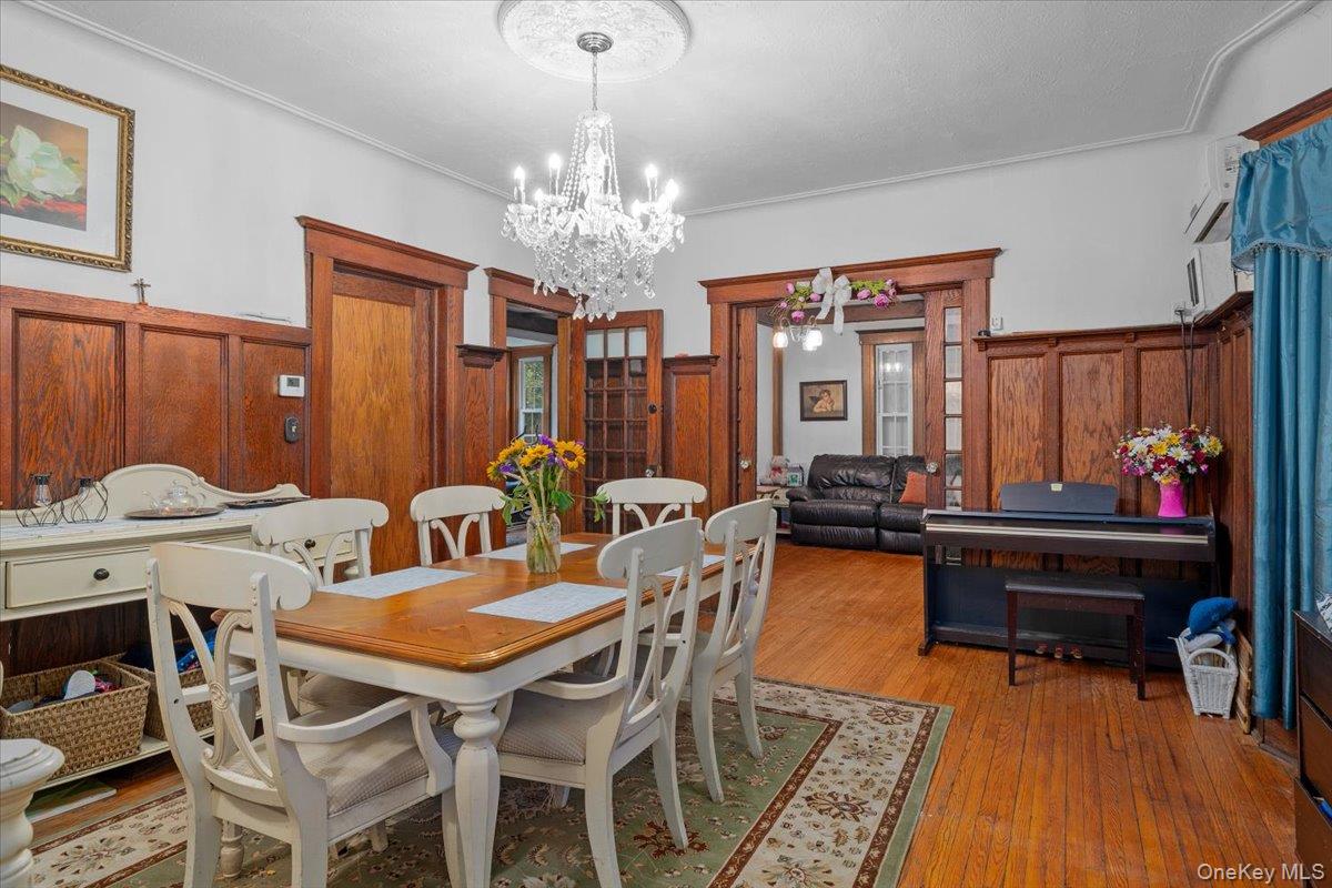 #2 photo, 15427 11th Avenue, Whitestone , NY 11357