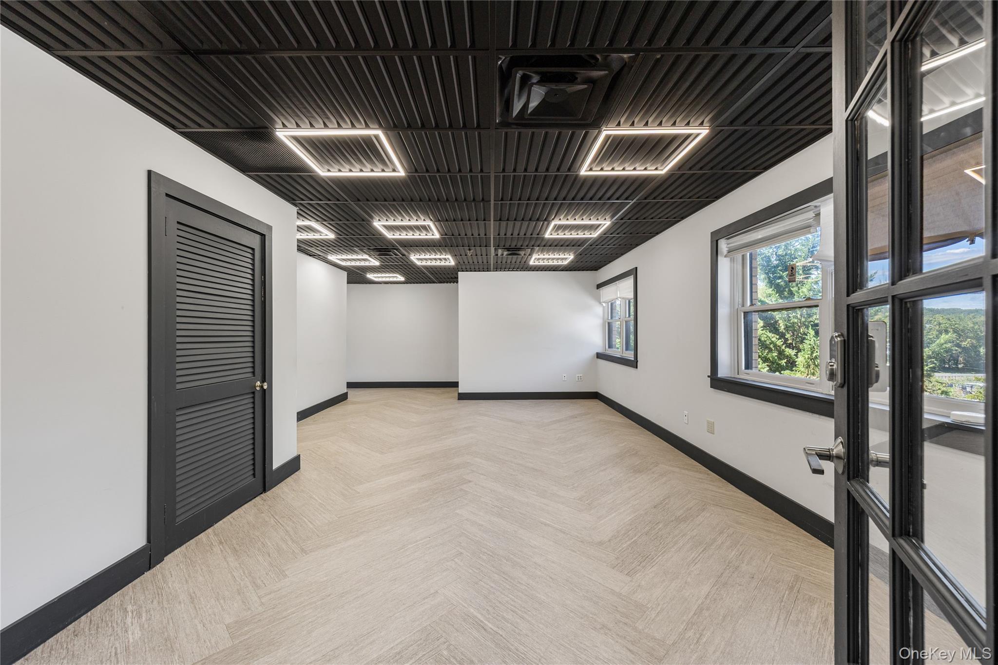 #16 photo, 7 Elmwood, New City , NY 10956