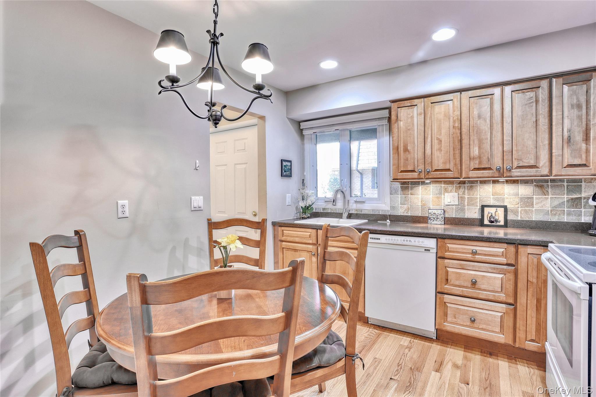 #14 photo, 12 Heritage Drive, New City , NY 10956