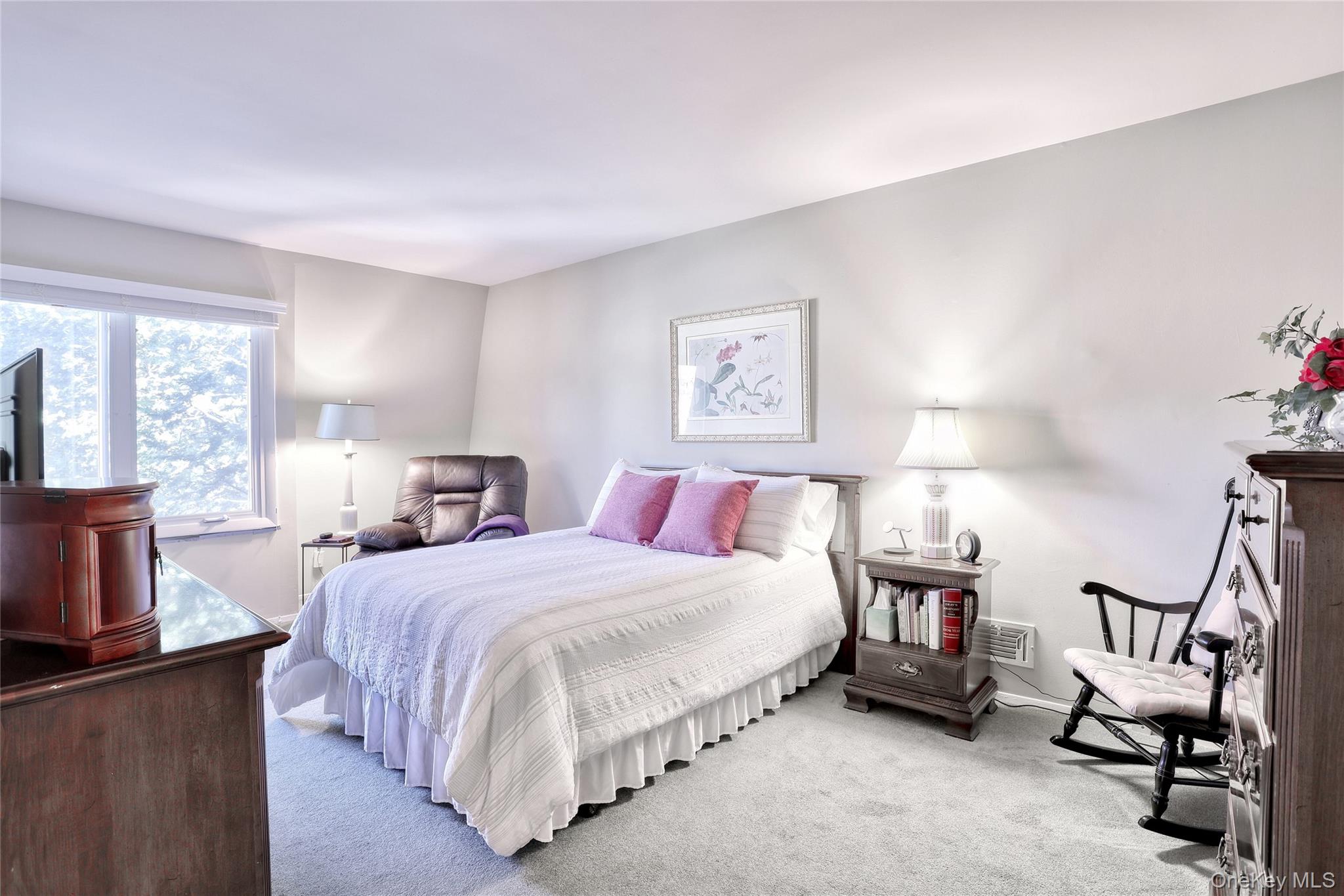 #18 photo, 12 Heritage Drive, New City , NY 10956