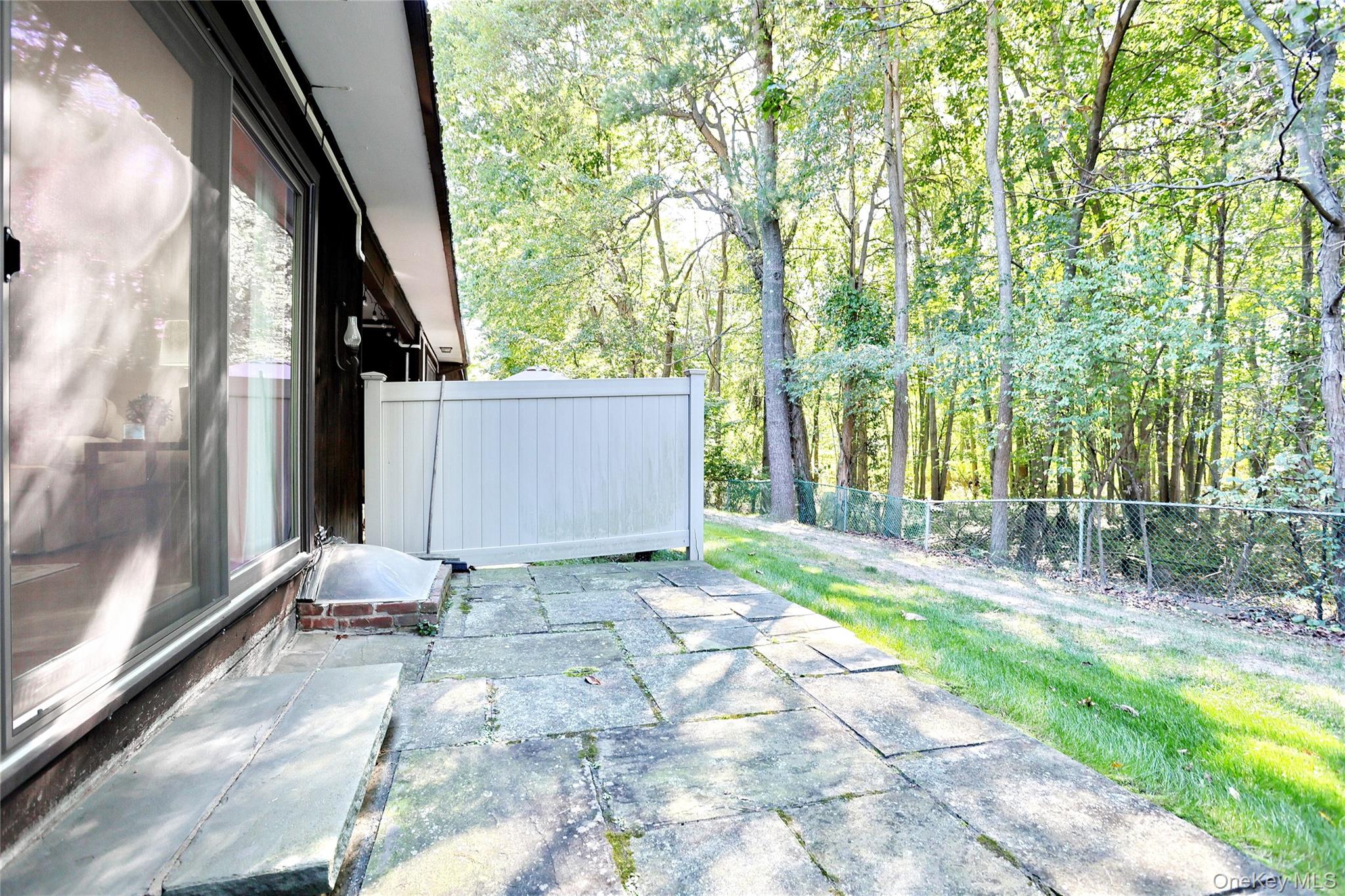 #9 photo, 12 Heritage Drive, New City , NY 10956