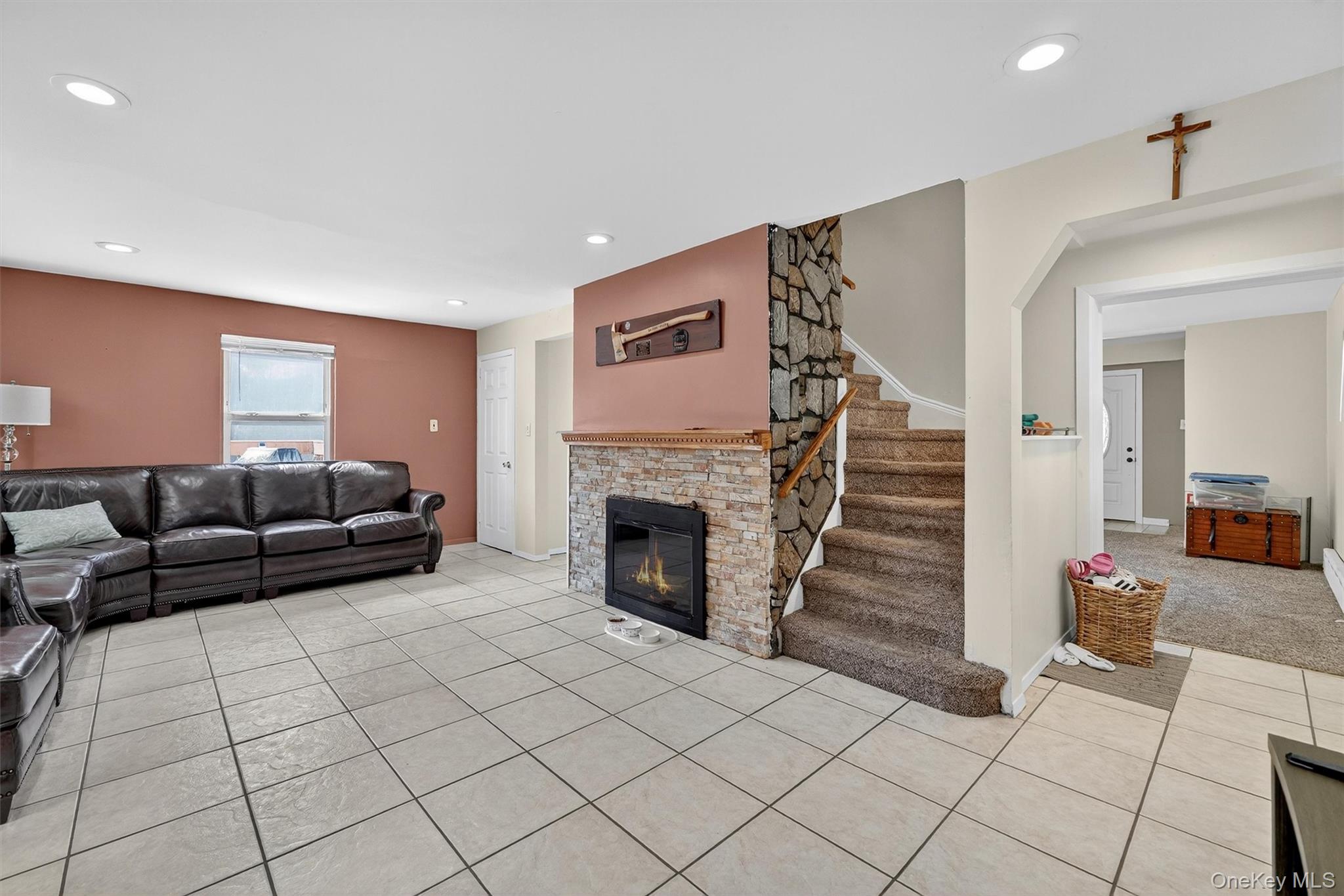 #10 photo, 3384 Country Club Road, Bronx , NY 10465