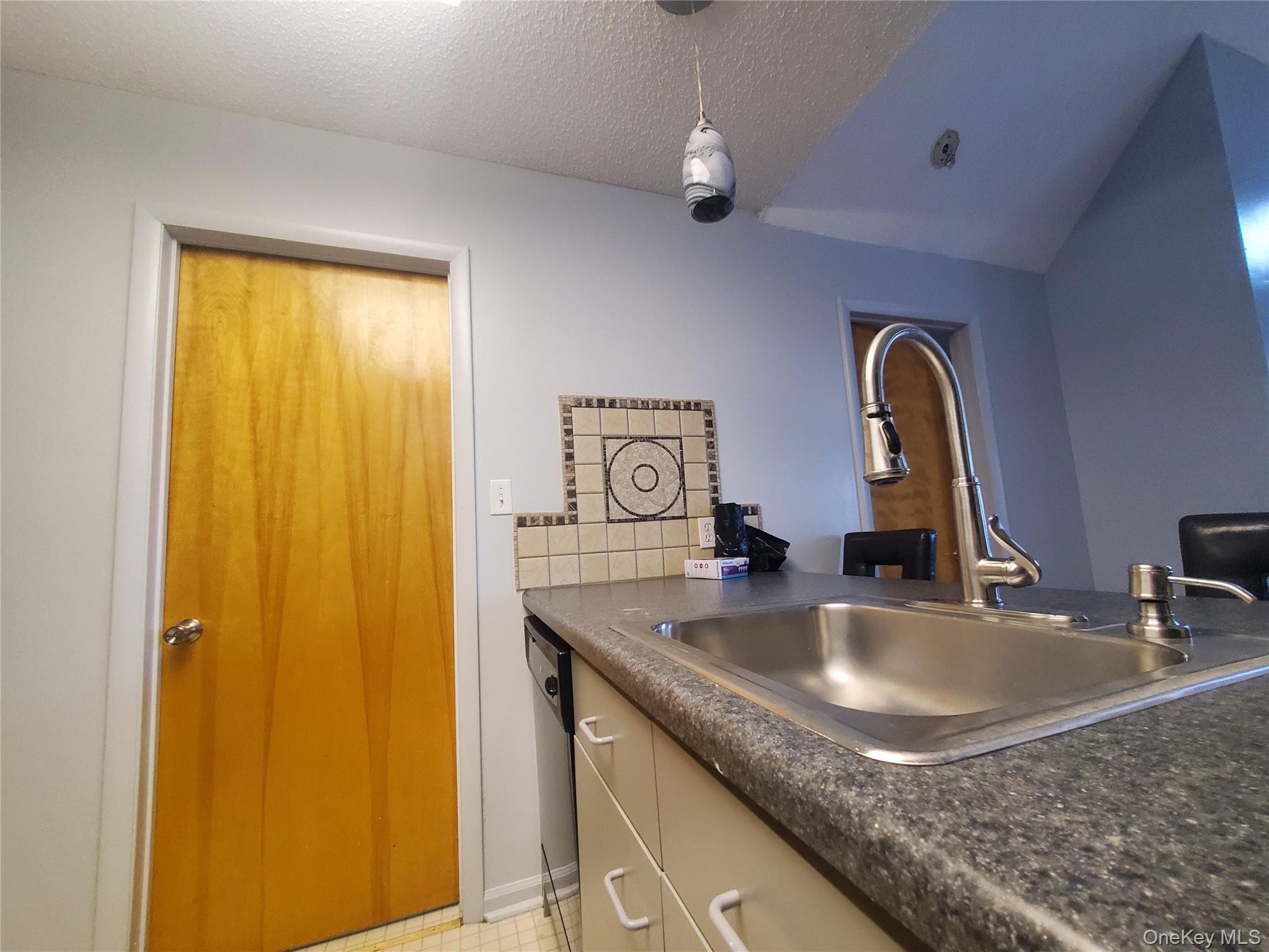 #19 photo, 2 Fox Ridge, Fallsburg , NY 12789