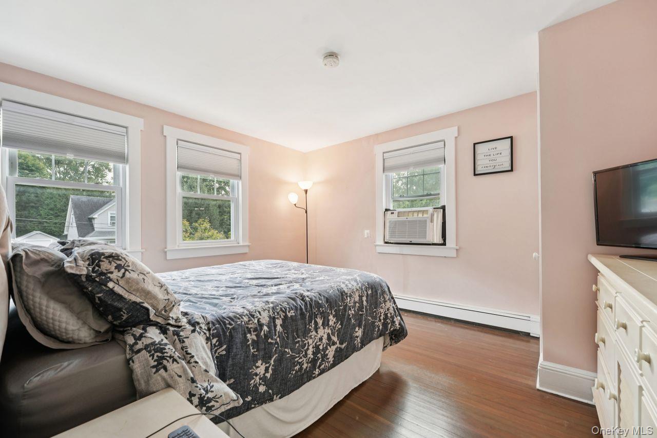 #14 photo, 3 James Street, Suffern , NY 10901