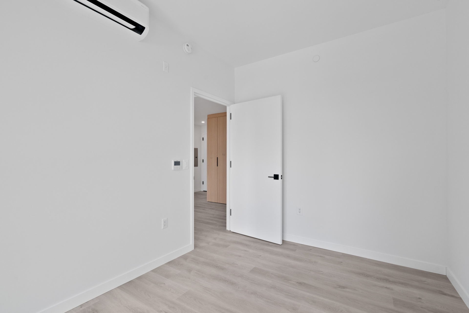 #8 photo, Astoria, クイーンズ区 Astoria , NY 11102