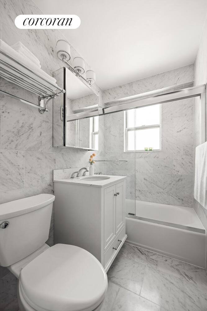 #9 photo, 300 E 71ST Street, Lenox Hill , NY 10021