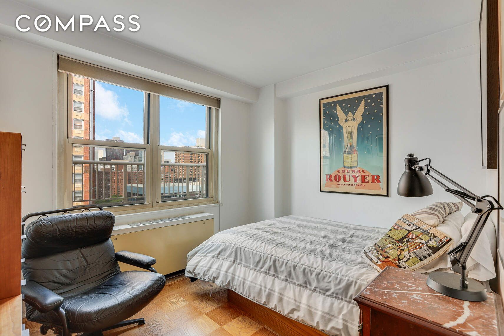 #7 photo, 305 E 24th Street, マンハッタン Kips Bay , NY 10010