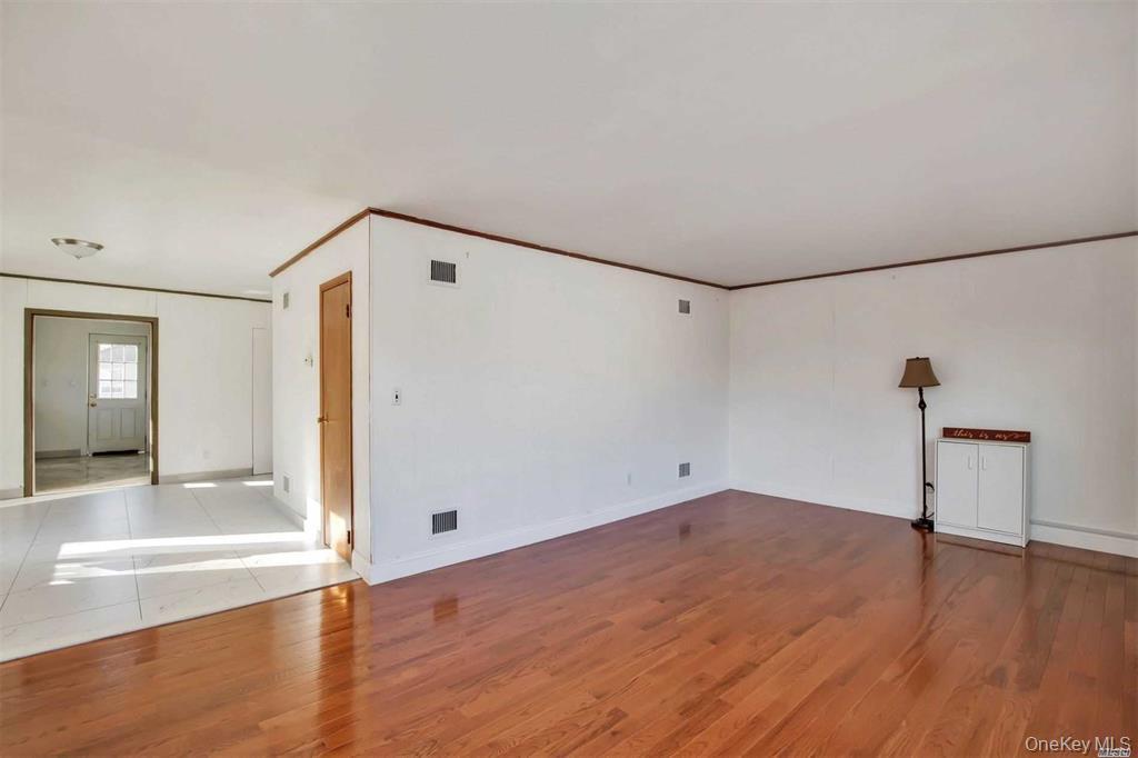 #3 photo, 22 15th Street, ナッソー郡 Bayville , NY 11709