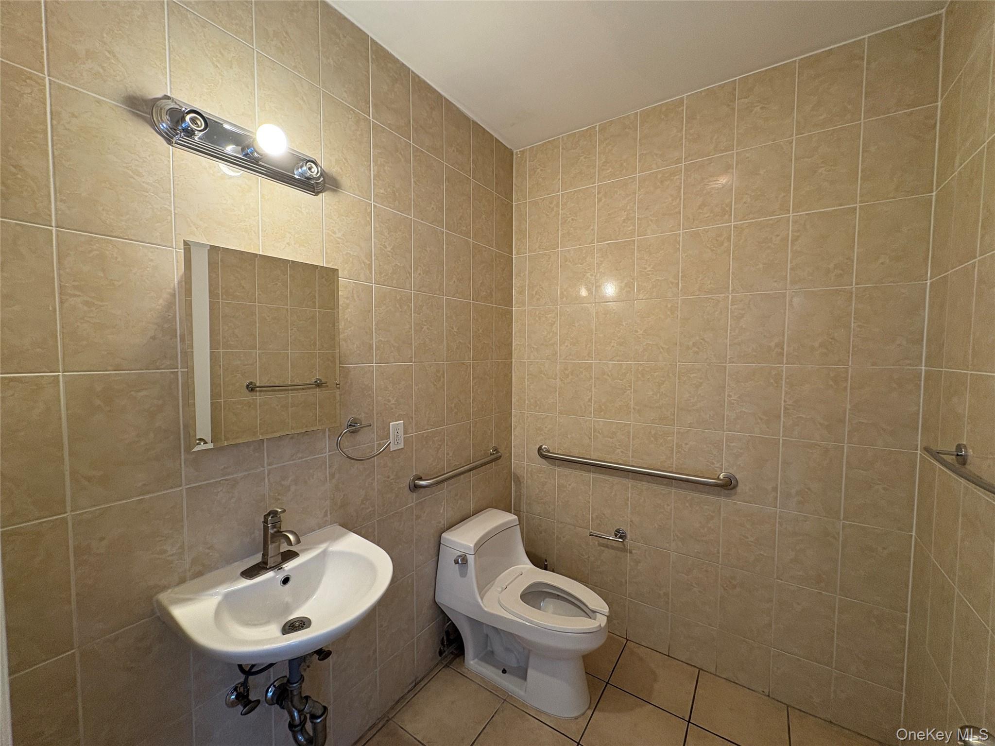 #4 photo, 41-34 Haight Street, クイーンズ区 Flushing , NY 11355