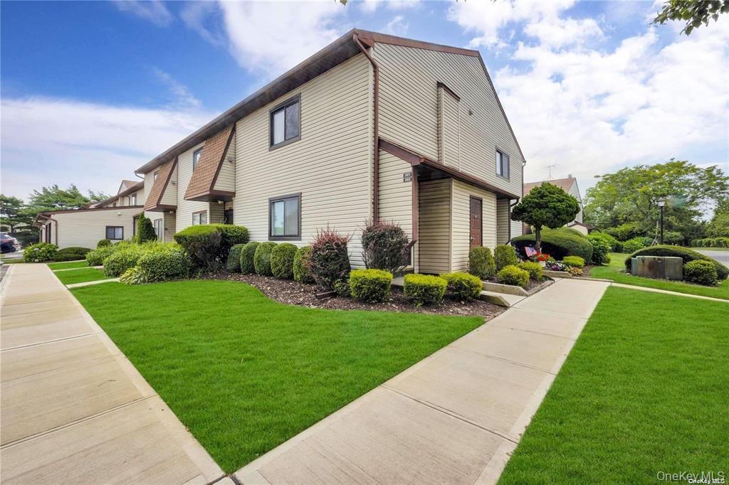 #18 photo, 100 Daly, Oceanside , NY 11572