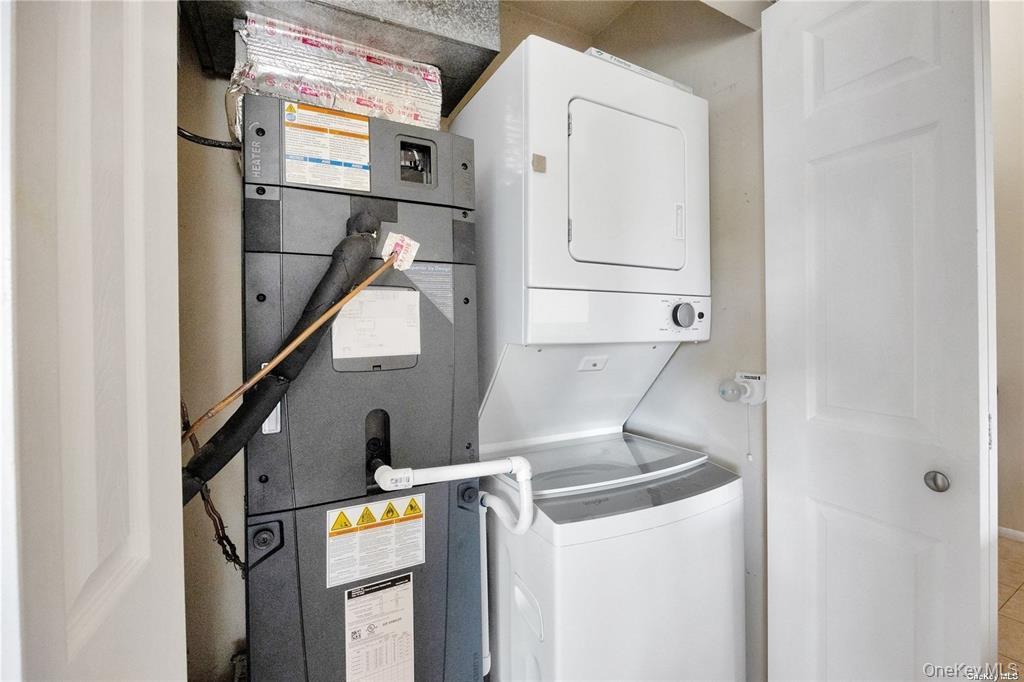 #8 photo, 100 Daly, Oceanside , NY 11572