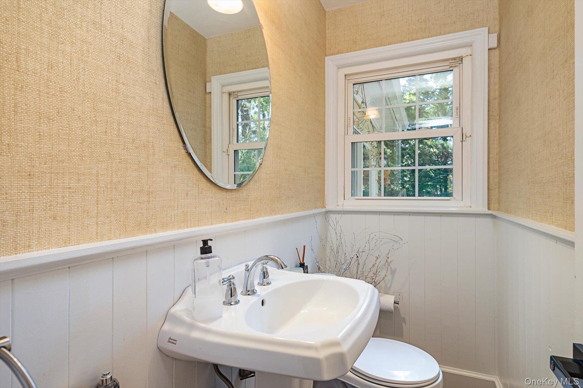 #12 photo, 151 Milburn Lane, East Hills , NY 11577