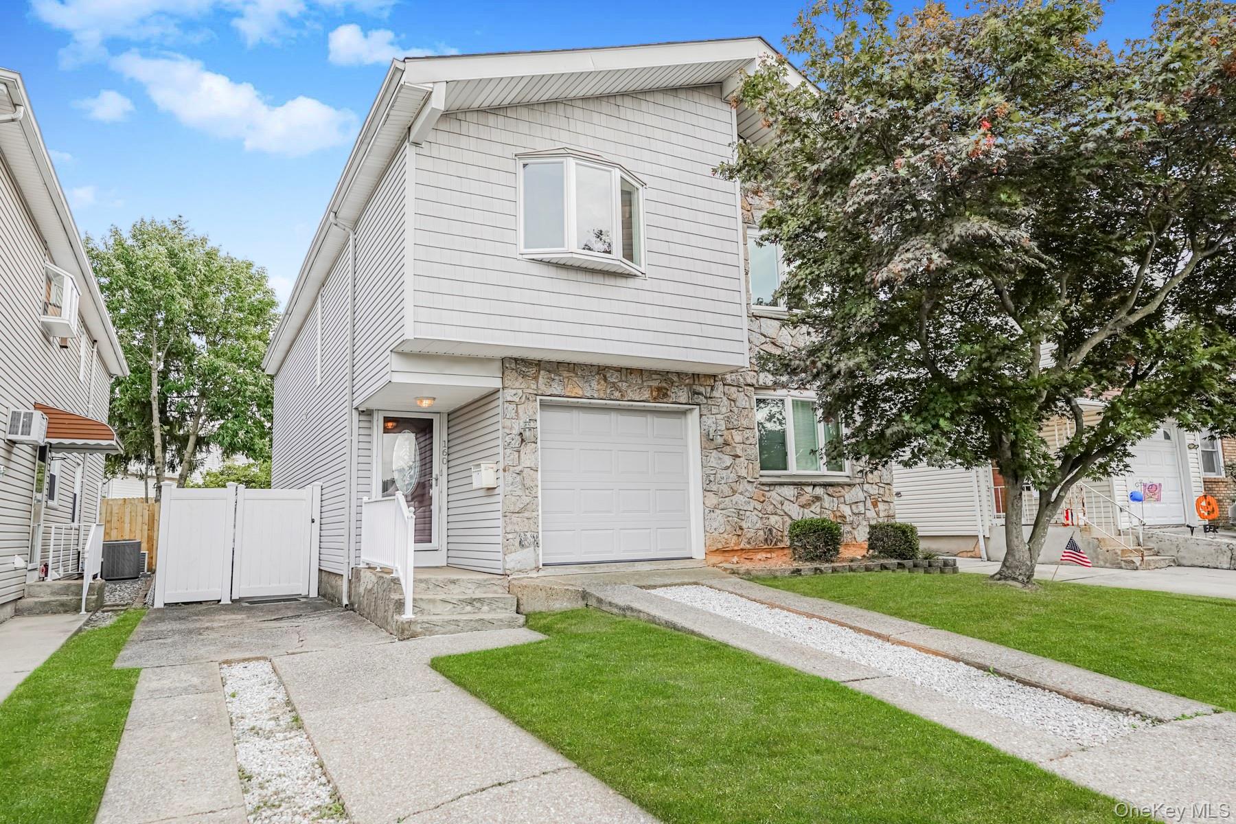 #1 photo, 160 Serrell Avenue, स्टेटन द्वीप Staten Island , NY 10312