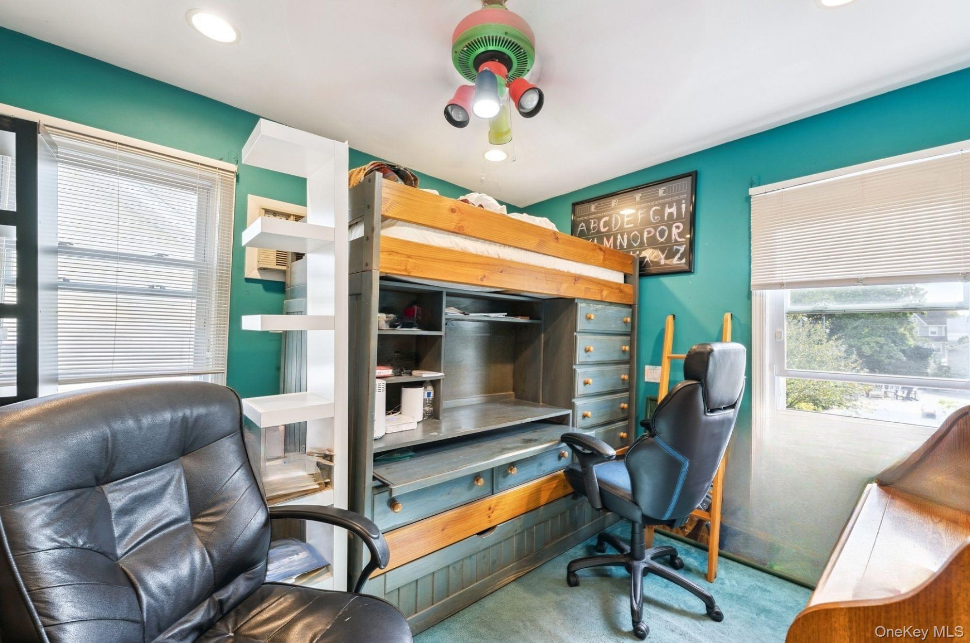 #18 photo, 316 Scranton Avenue, Lynbrook , NY 11563