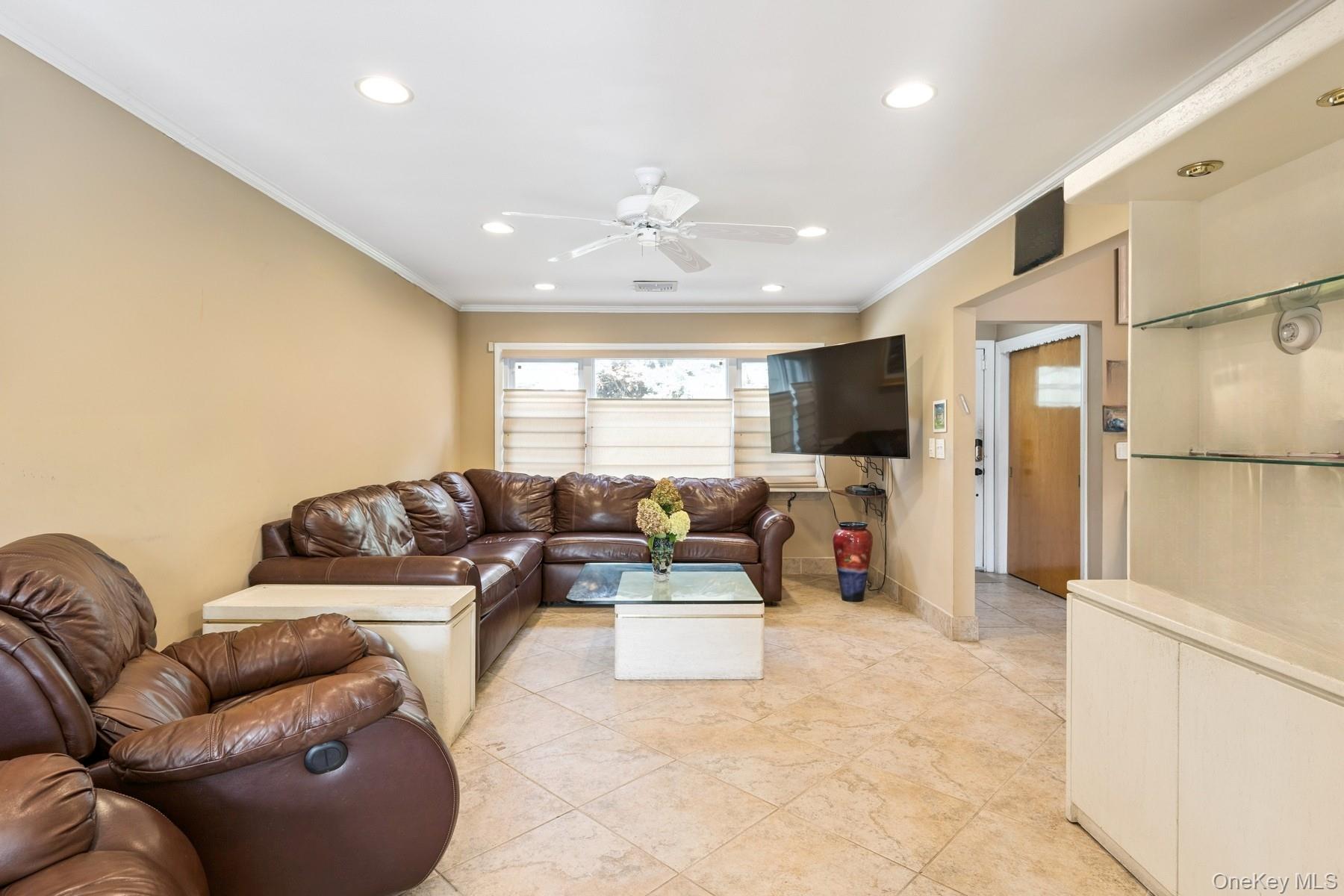 #5 photo, 316 Scranton Avenue, Lynbrook , NY 11563