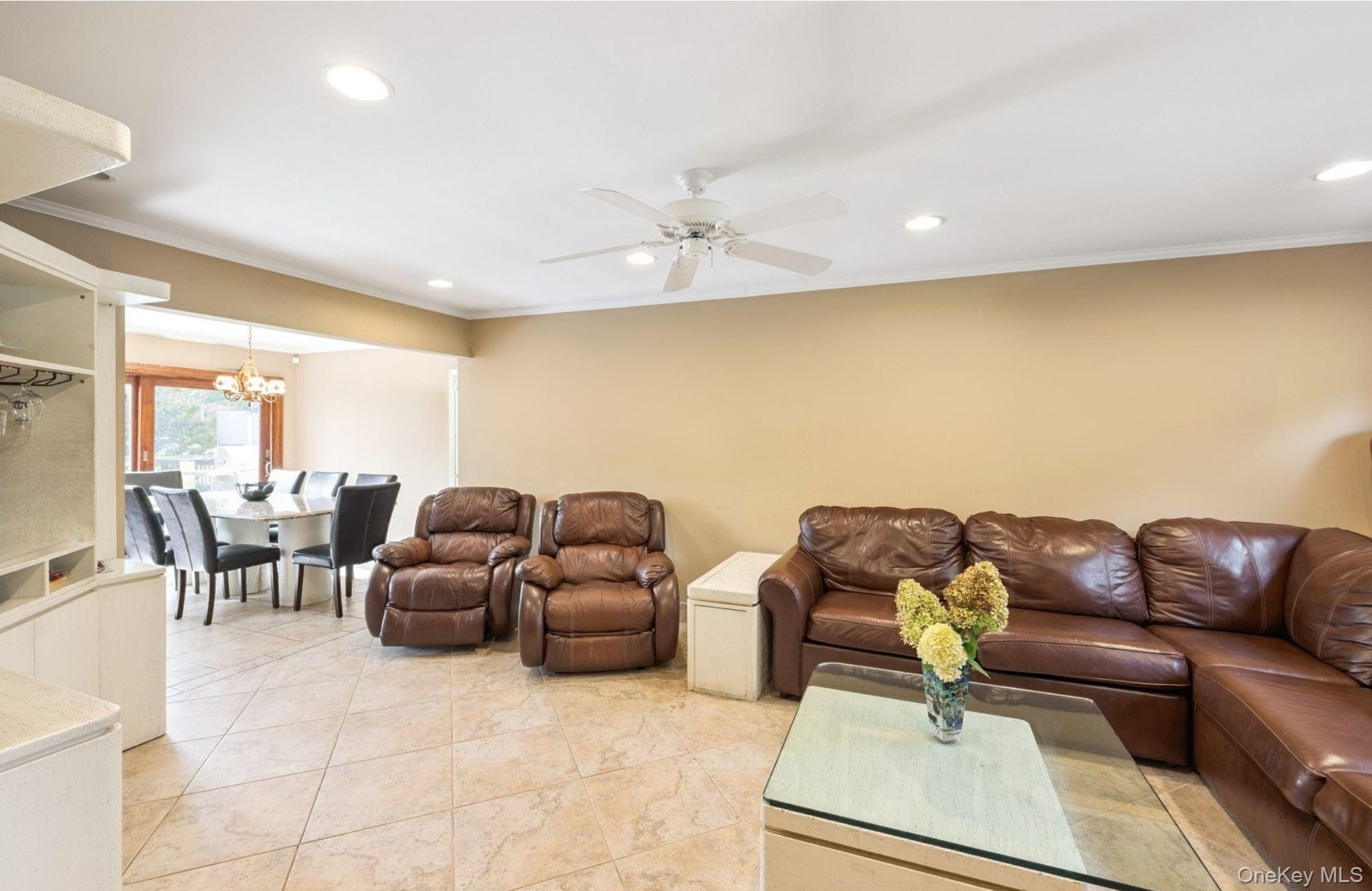 #6 photo, 316 Scranton Avenue, Lynbrook , NY 11563