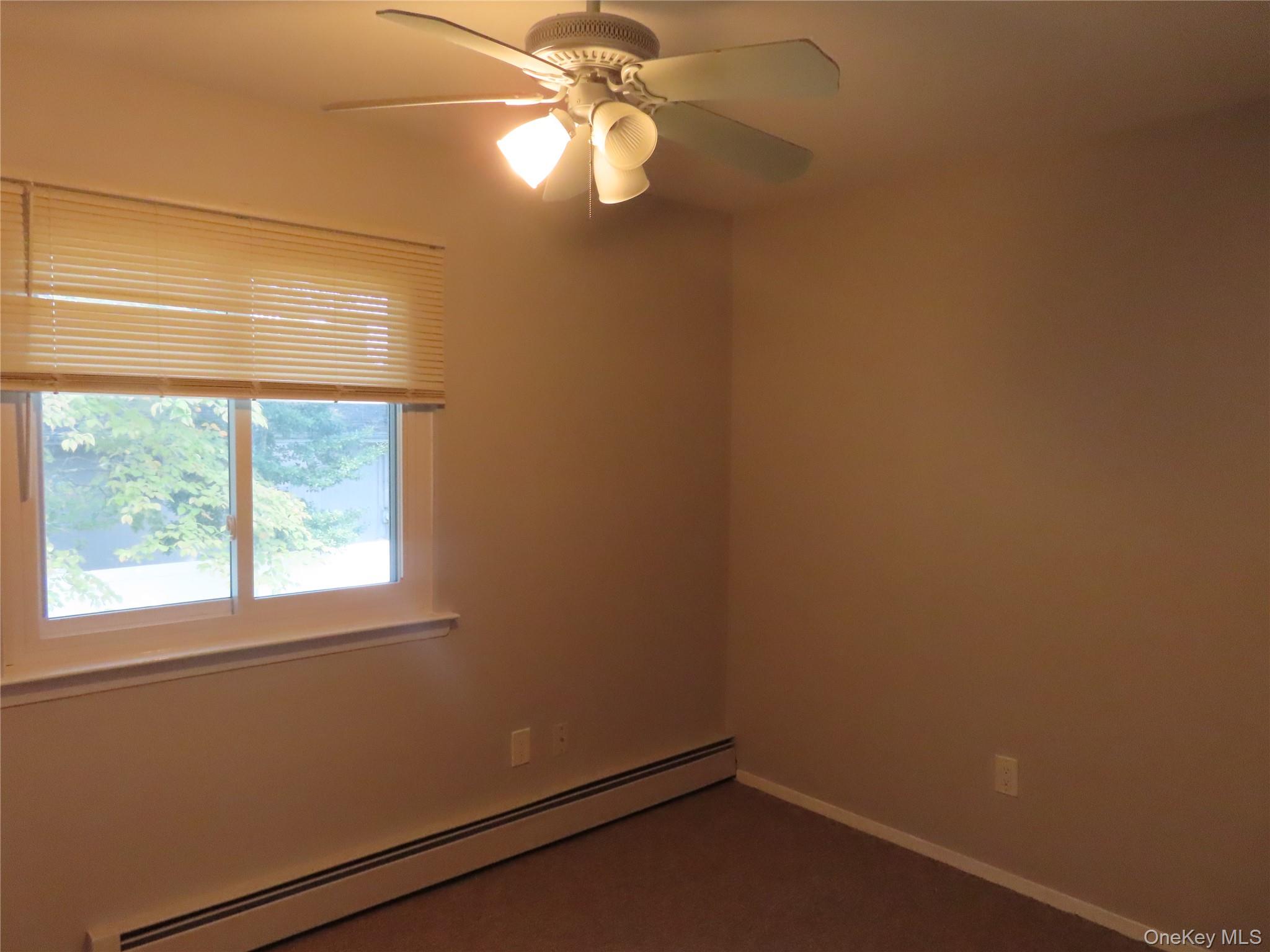 #16 photo, 1210 Smithtown Avenue, サフォーク郡 Bohemia , NY 11716