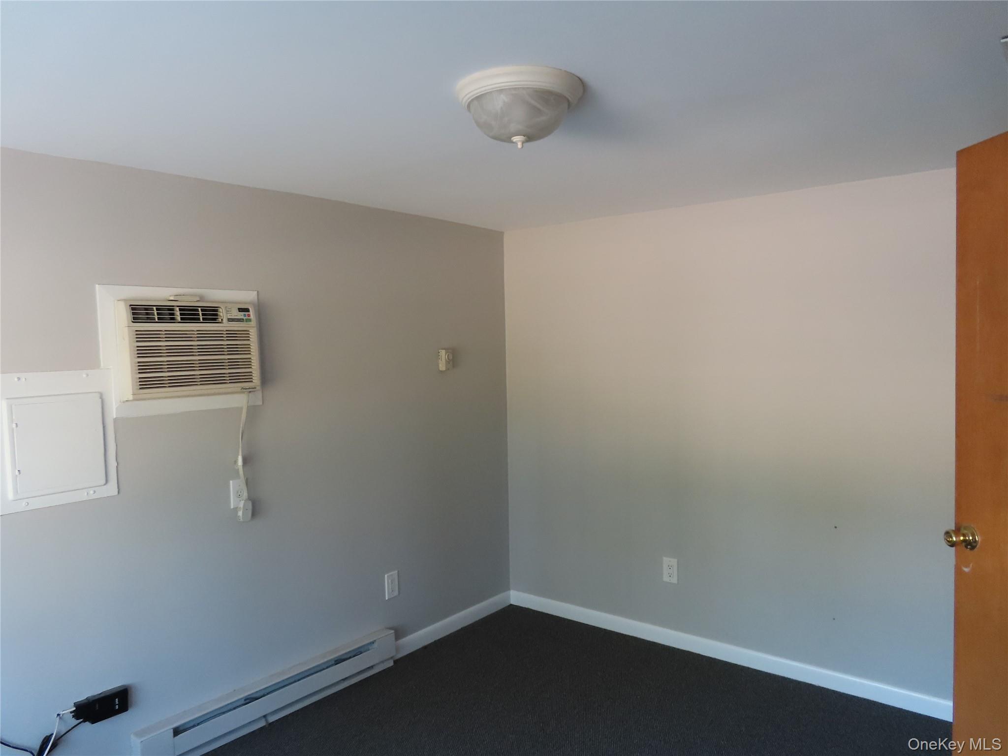 #19 photo, 1210 Smithtown Avenue, サフォーク郡 Bohemia , NY 11716