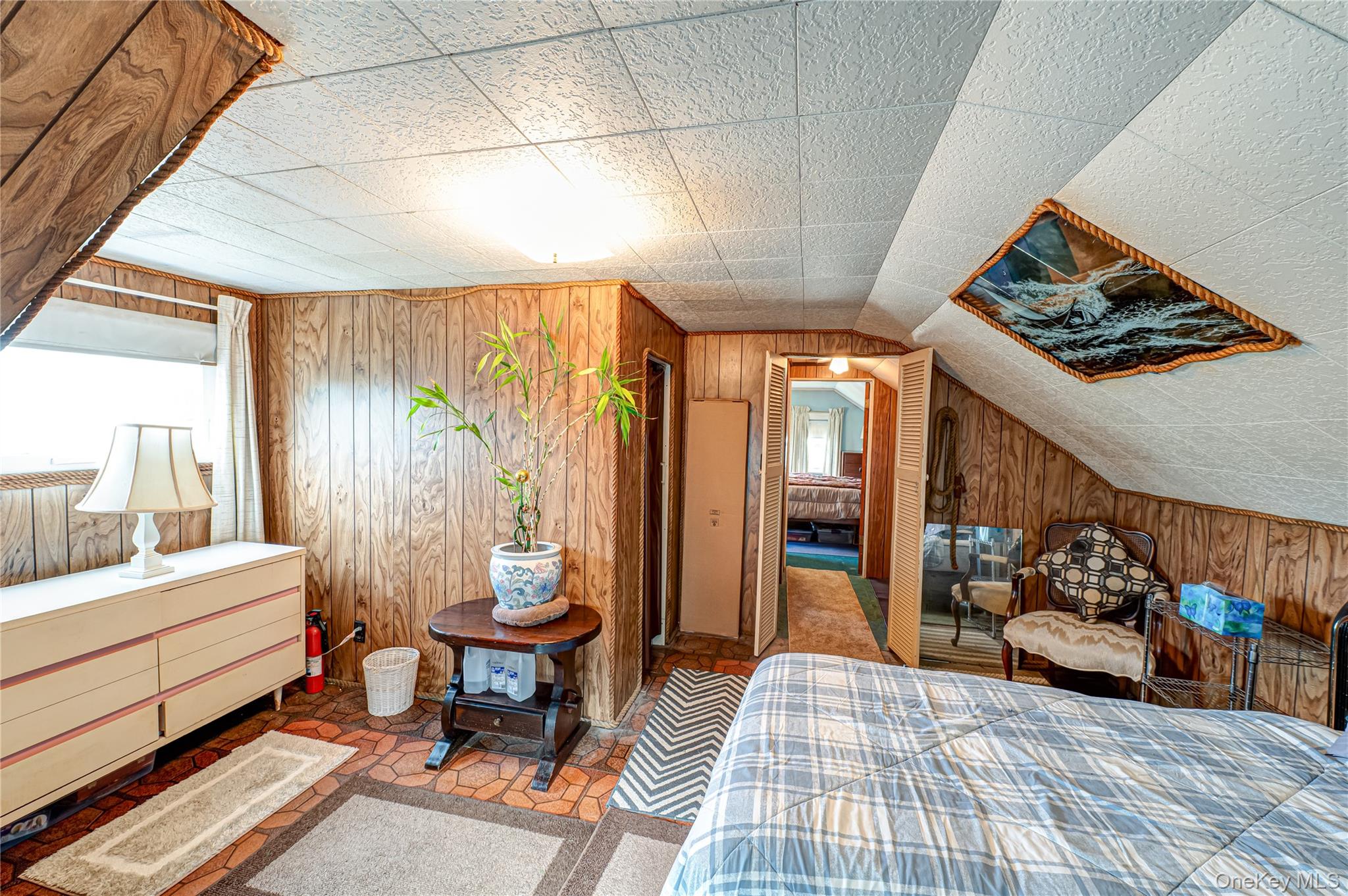 #14 photo, 7 Bailey Avenue, Babylon , NY 11702