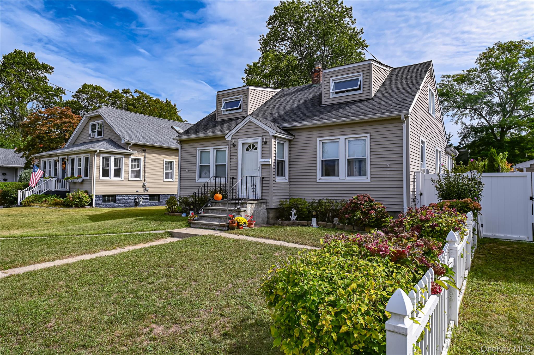 #2 photo, 7 Bailey Avenue, Babylon , NY 11702