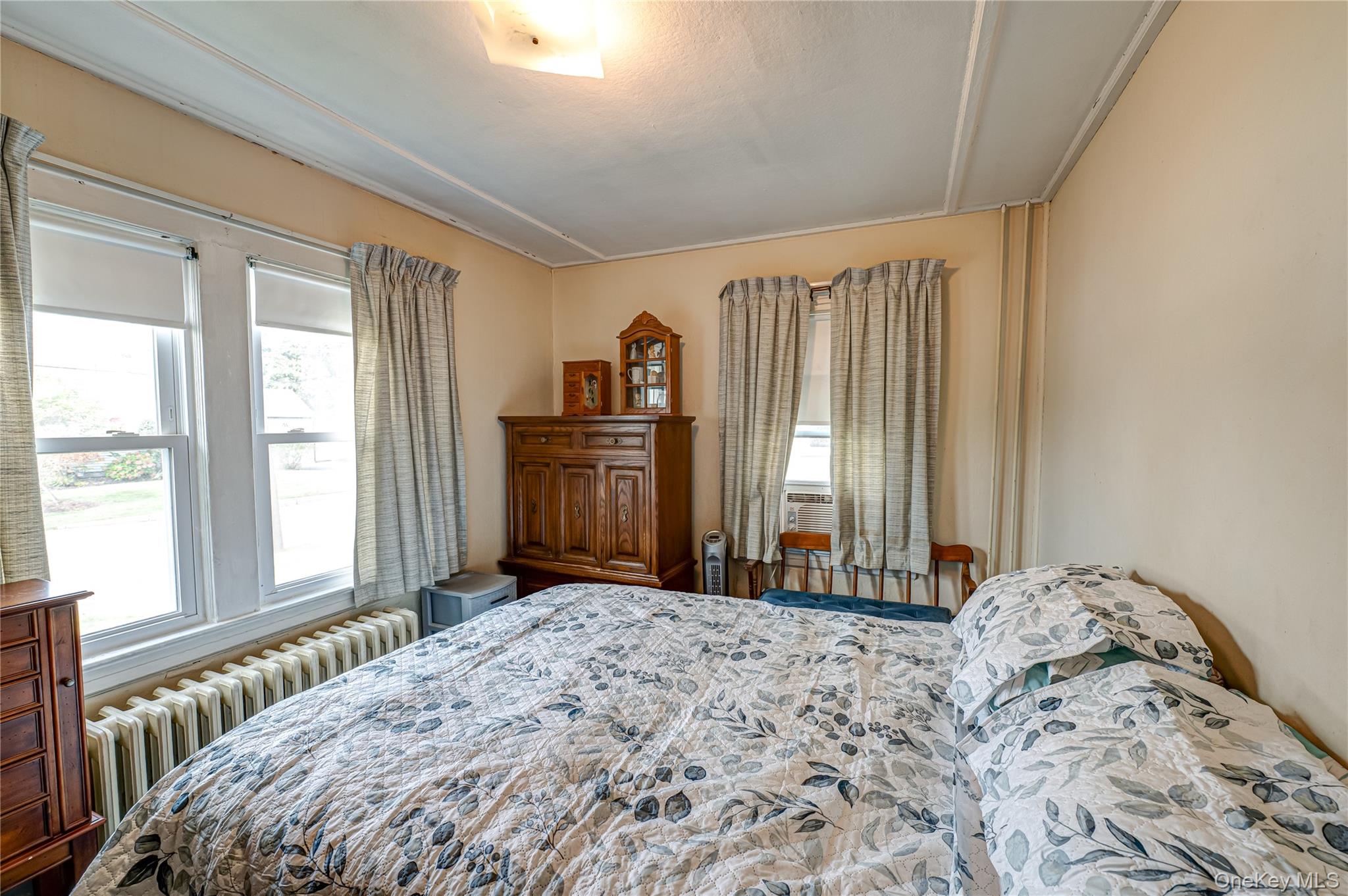 #9 photo, 7 Bailey Avenue, Babylon , NY 11702