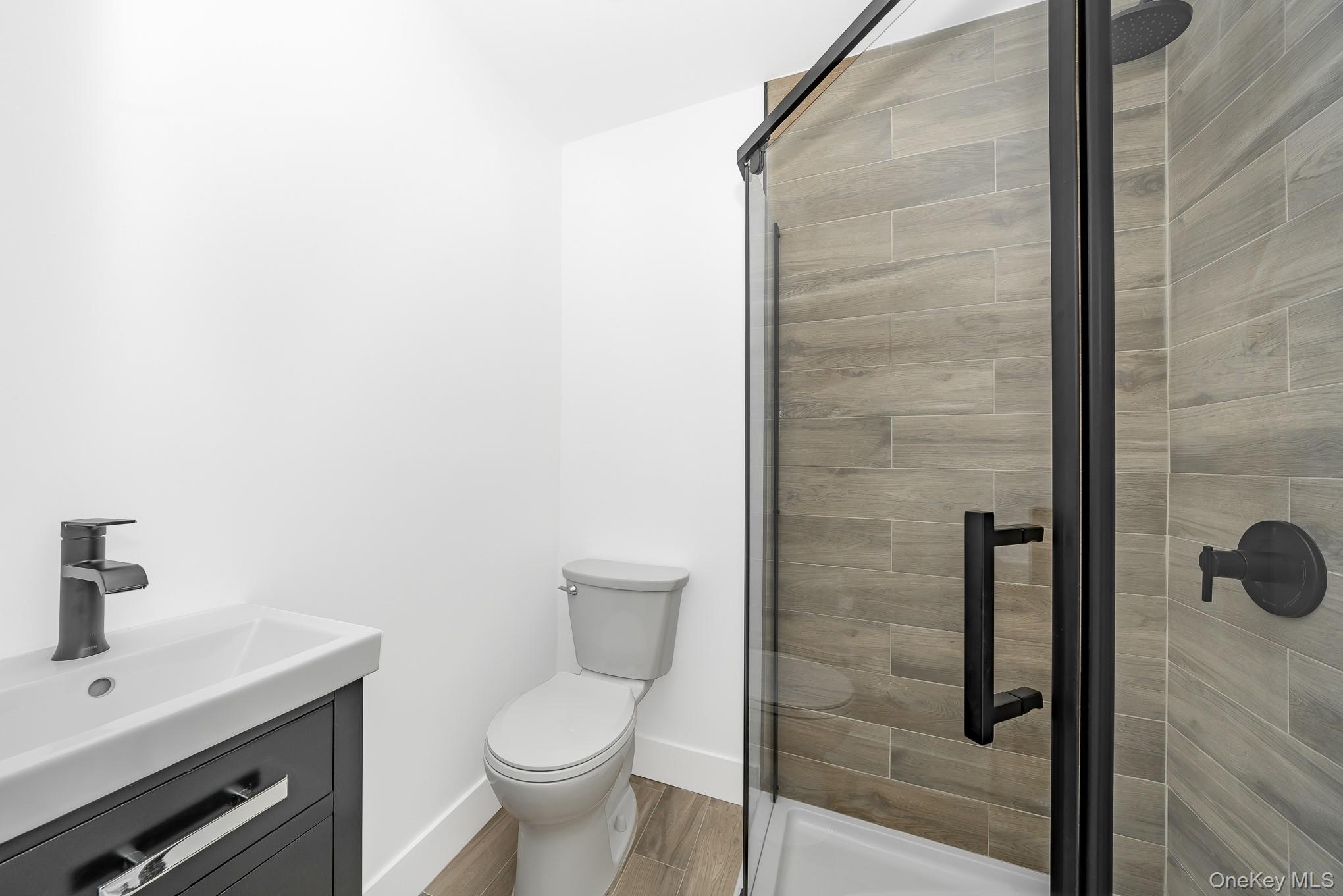 #9 photo, 24 Calvert Avenue, West Babylon , NY 11704