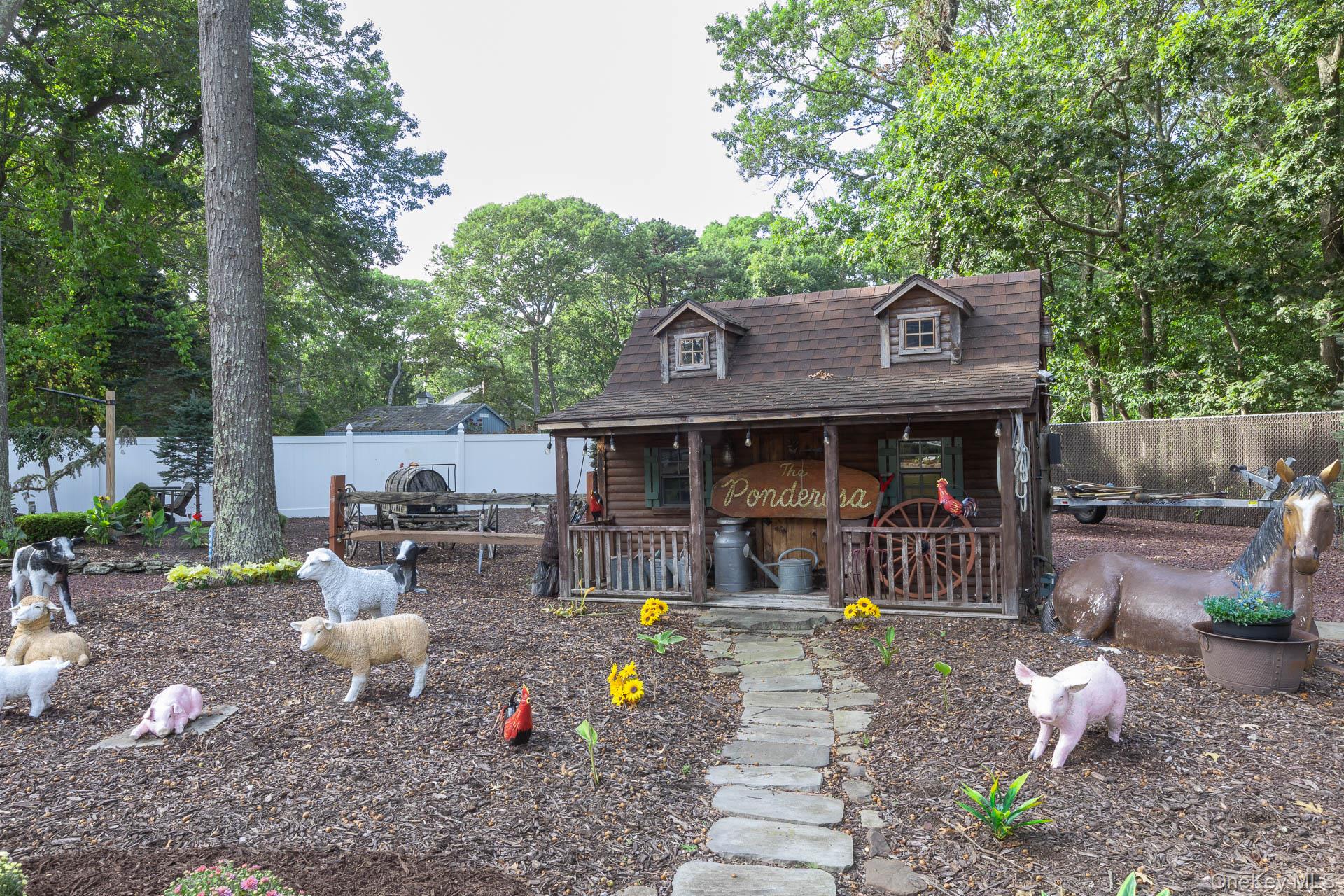 #13 photo, 50 Margin Drive, Shirley , NY 11967