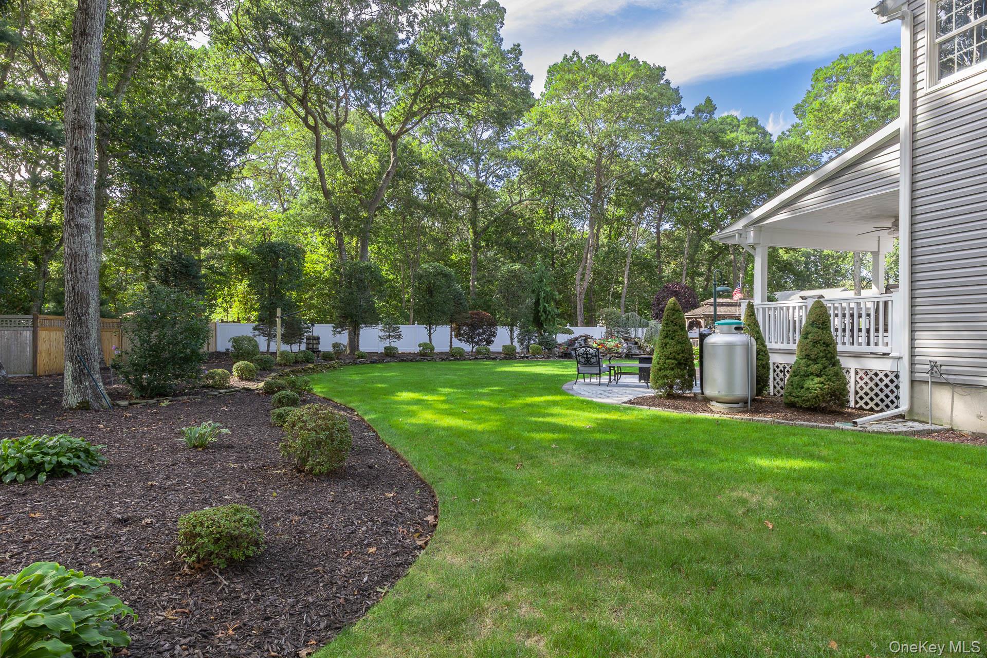 #18 photo, 50 Margin Drive, Shirley , NY 11967