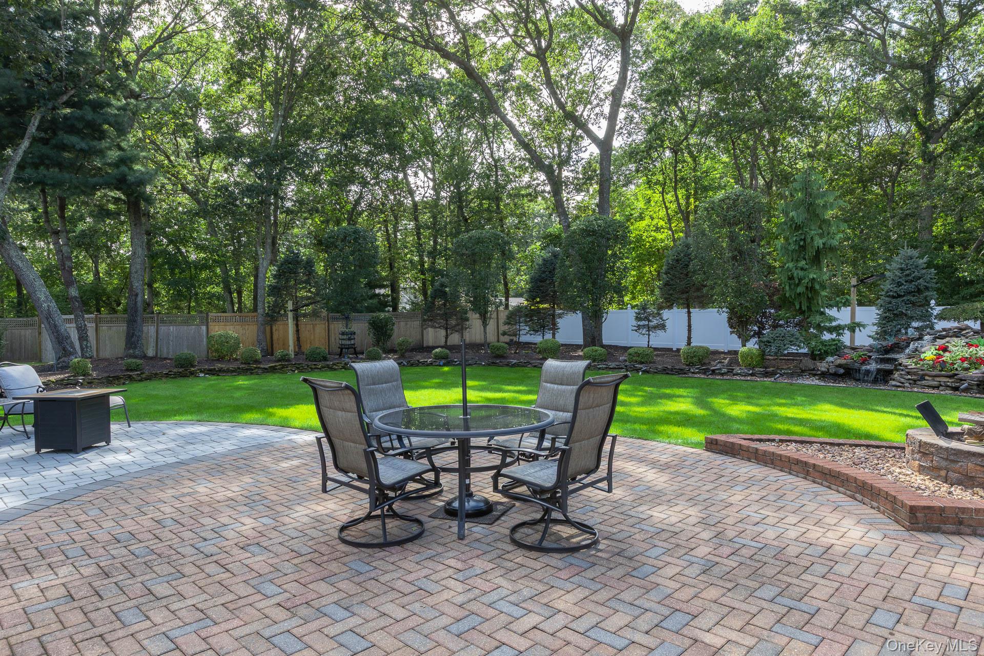 #5 photo, 50 Margin Drive, Shirley , NY 11967