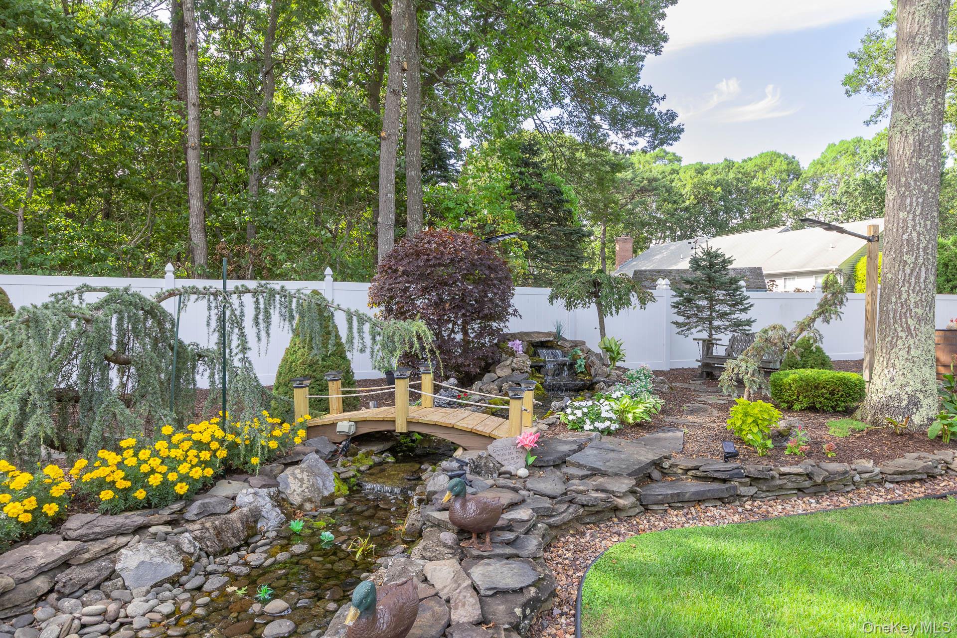 #9 photo, 50 Margin Drive, Shirley , NY 11967