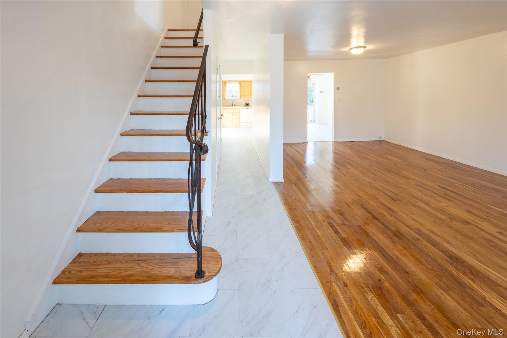 #12 photo, 240-02 65th Avenue, Little Neck , NY 11362