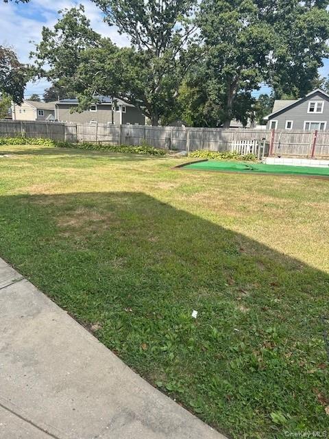 #13 photo, 309 S Broadway, Lindenhurst , NY 11757