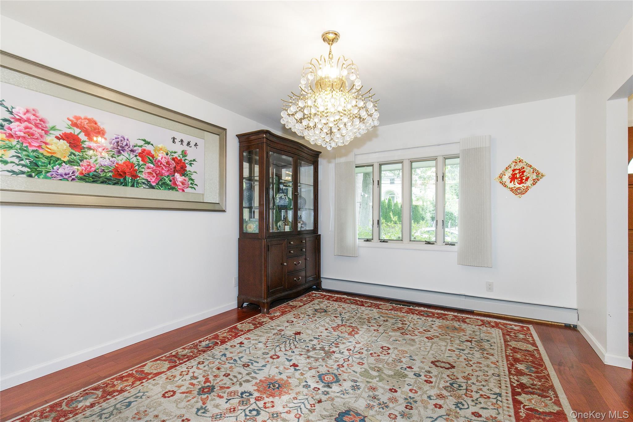 #7 photo, 43 ELM Street, Great Neck , NY 11021