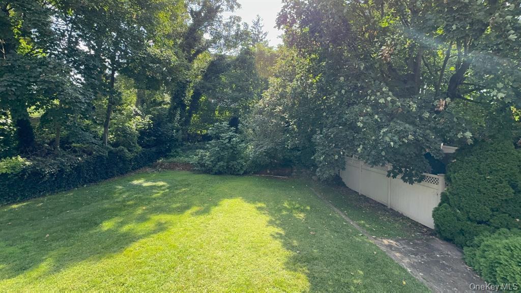 #15 photo, 4734 Glenwood Street, Little Neck , NY 11362