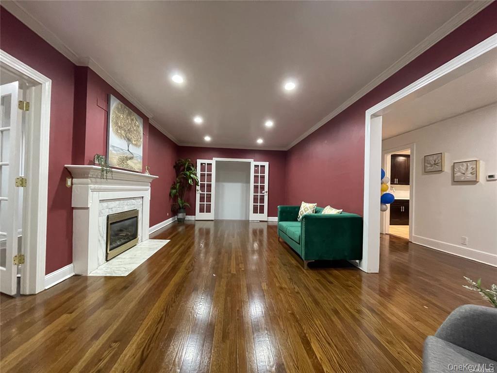 #8 photo, 4734 Glenwood Street, Little Neck , NY 11362