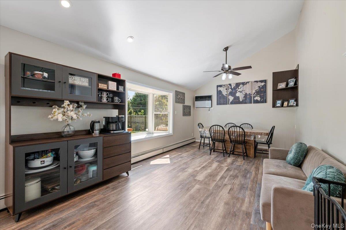 #13 photo, 214 Haypath Road, 长岛 贝斯佩奇 Old Bethpage , NY 11804