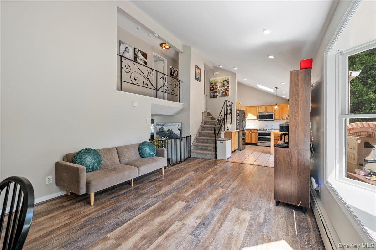 #15 photo, 214 Haypath Road, 长岛 贝斯佩奇 Old Bethpage , NY 11804