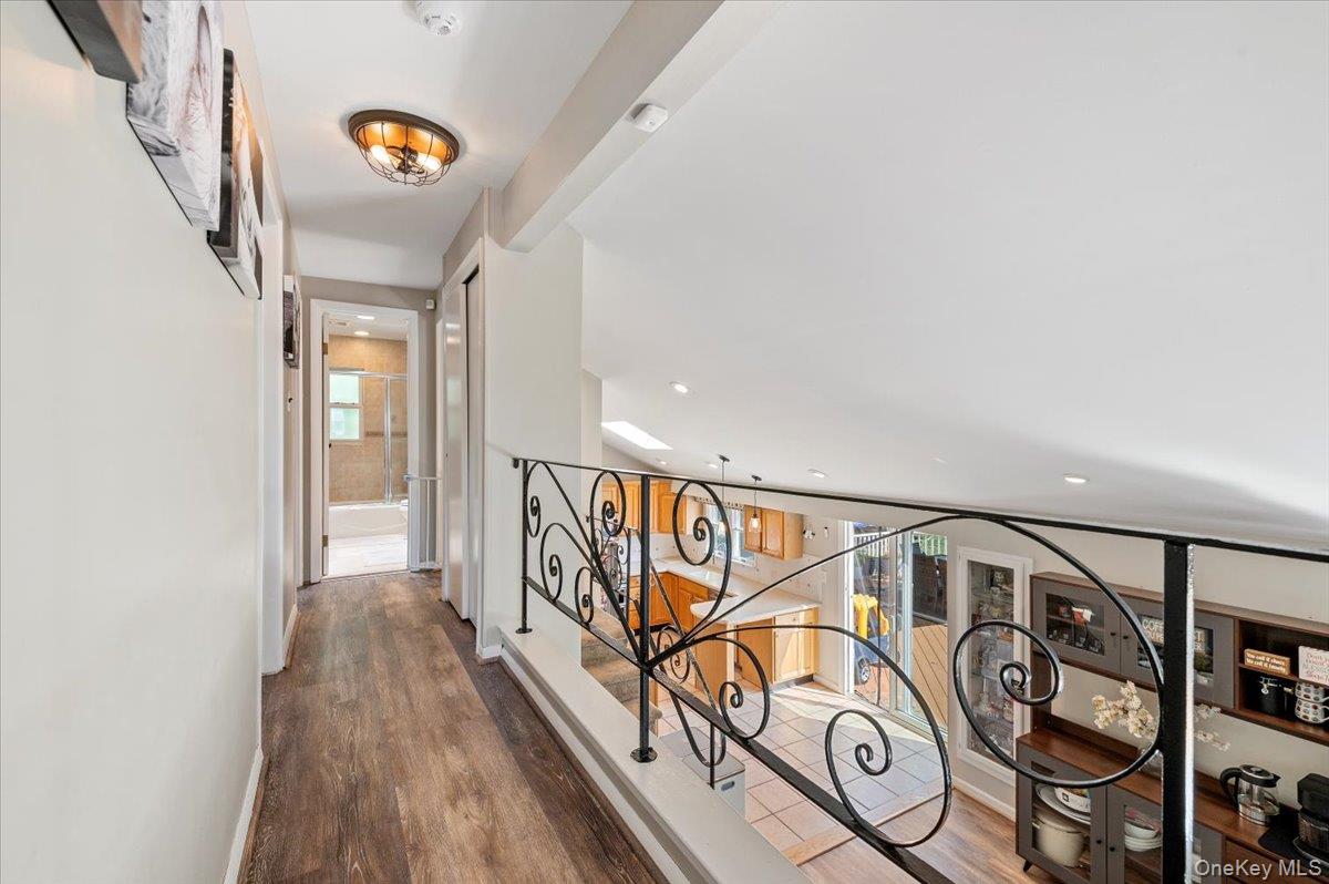 #19 photo, 214 Haypath Road, 长岛 贝斯佩奇 Old Bethpage , NY 11804