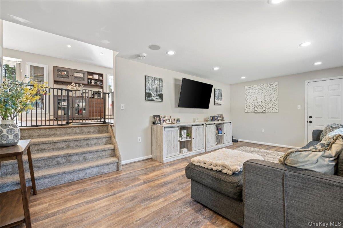 #4 photo, 214 Haypath Road, 长岛 贝斯佩奇 Old Bethpage , NY 11804